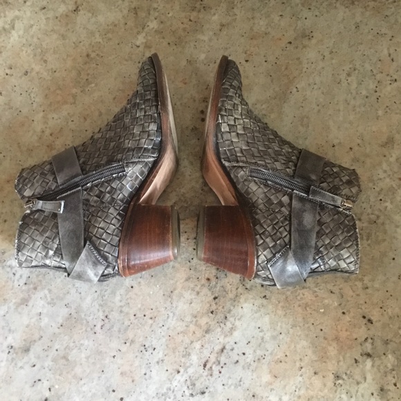 Pons Quintana Leather Woven Buckle Booties - Picture 5 of 14